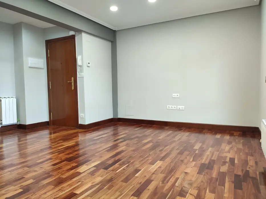 Resultado final de reforma integral completada en Valencia