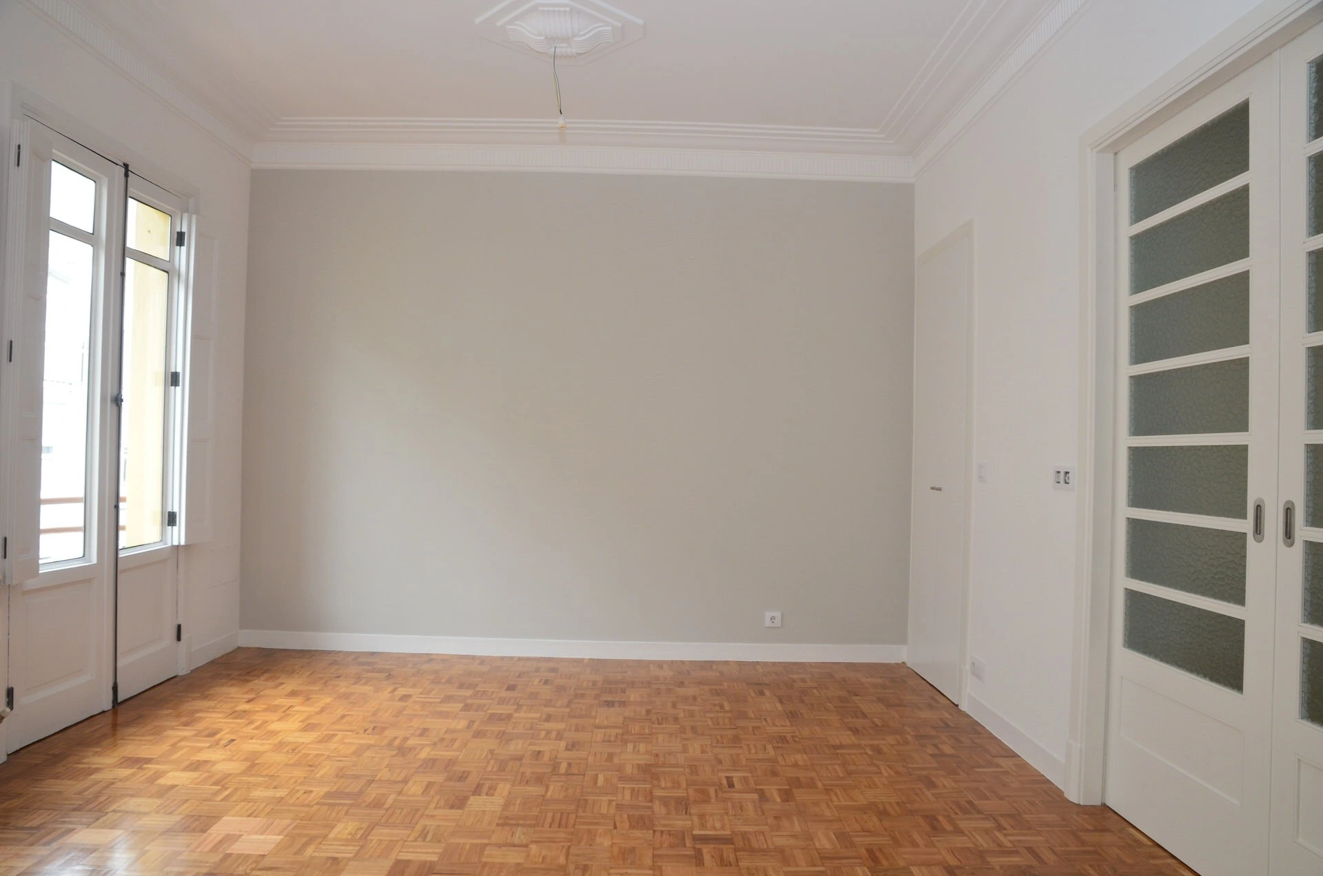 Baño reformado con diseño moderno en Valencia